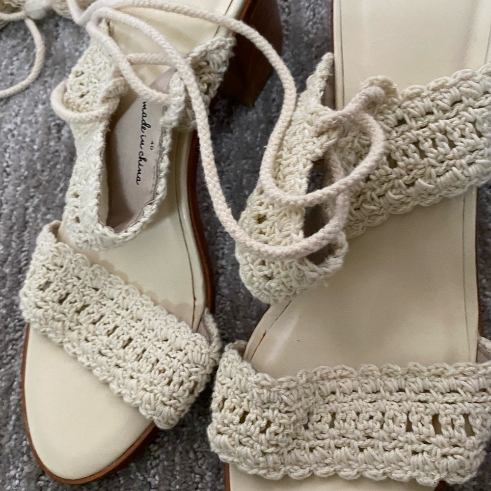 NWT!! JOIE Crochet Lace-Up Heal - Picture 12 of 12